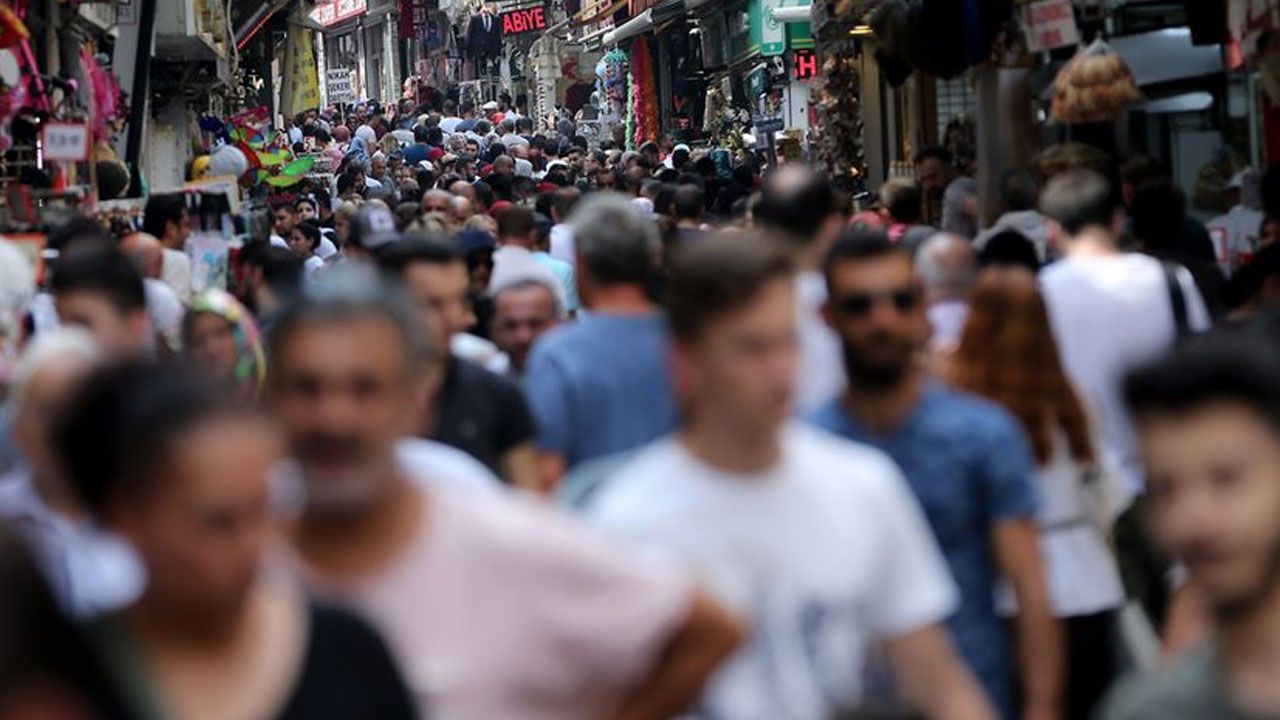 Türkiye Nüfusu Altı Ayda 159 Bin Arttı! Erkek Ve Kadın Nüfusu Neredeyse Eşit