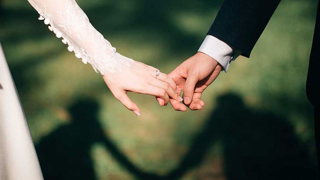 TÜİK dikkat çeken verileri açıkladı! Evlenme yaşı bakın kaça çıktı