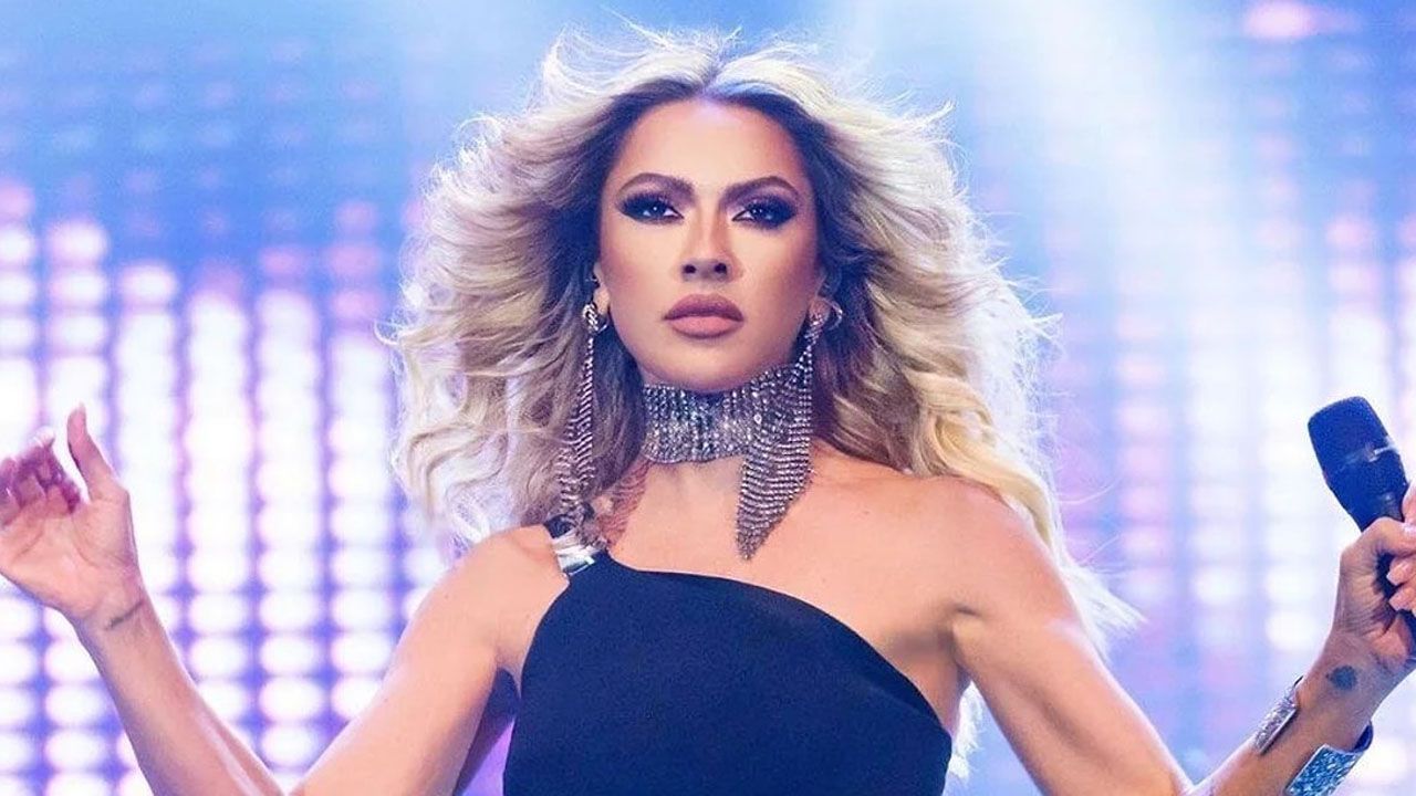 Hadise'nin konserinde korku dolu anlar! Ne yapacağını bilemedi
