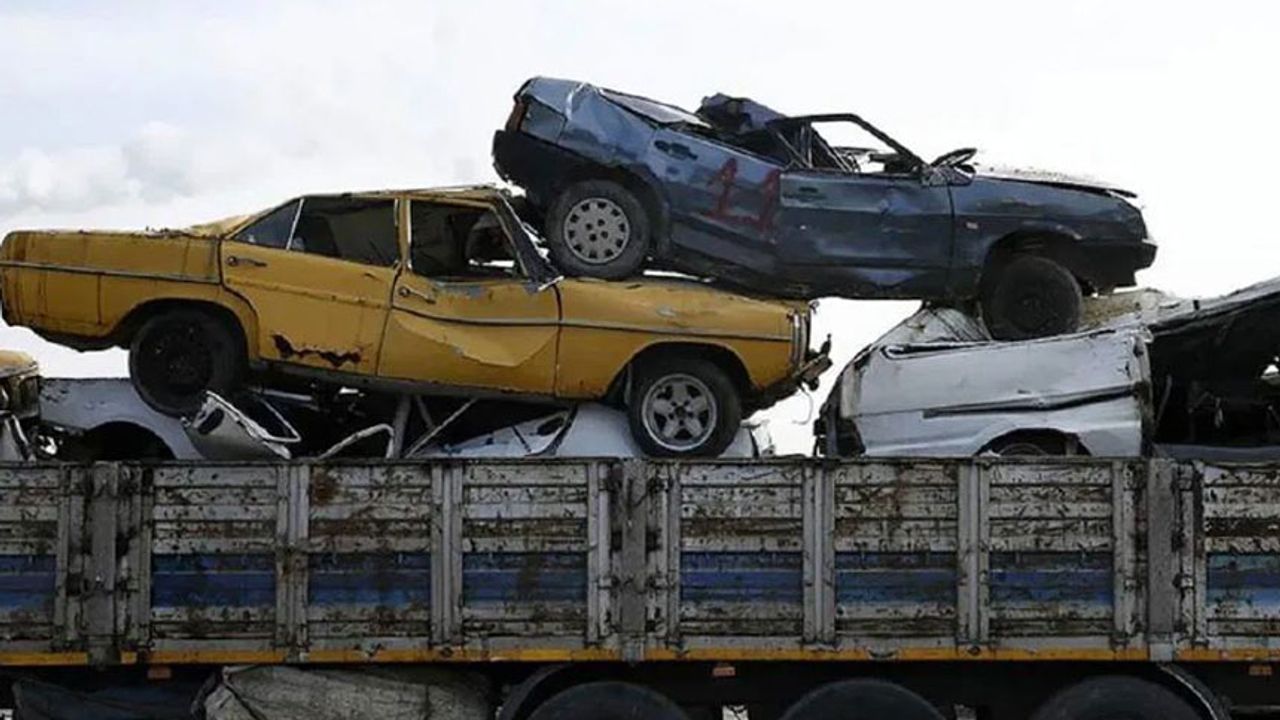 Fiyatları uçtu kapış kapış satıldı! Hurda araç yasası bekleyenlere kötü haber