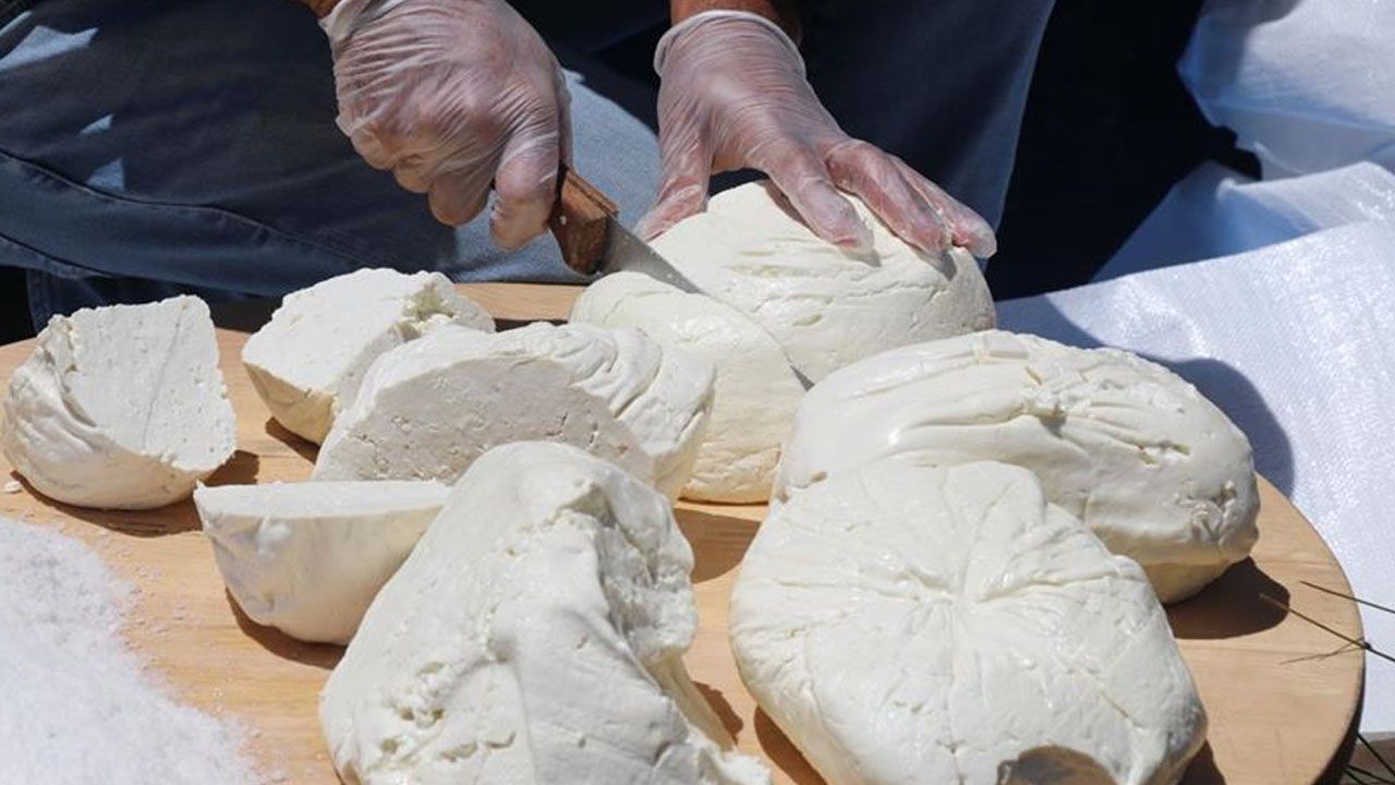 Tulum peyniri diye bakın ne satmışlar! Ünlü markaya yarım milyonluk ceza