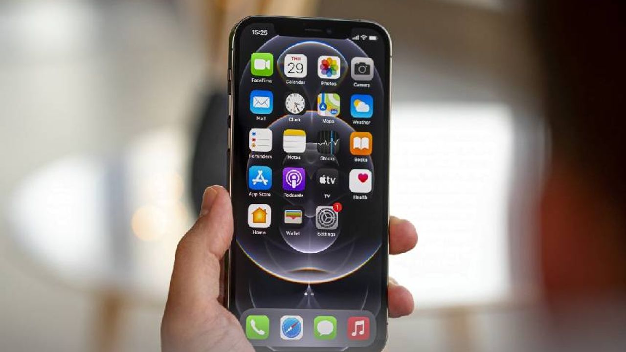 Bunlara bakmadan akıllı telefon almayın! İşte en iyi ekranlar