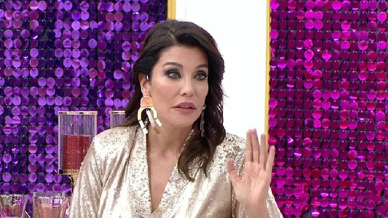 Deniz Akkaya bebeğini kaybetti