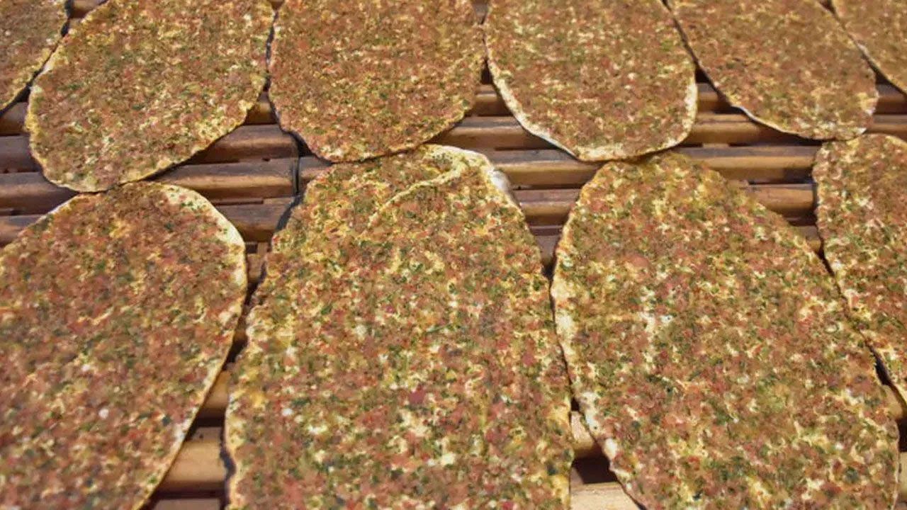 12 lokanta ifşa edildi! Lahmacunun içine bakın ne koymuşlar
