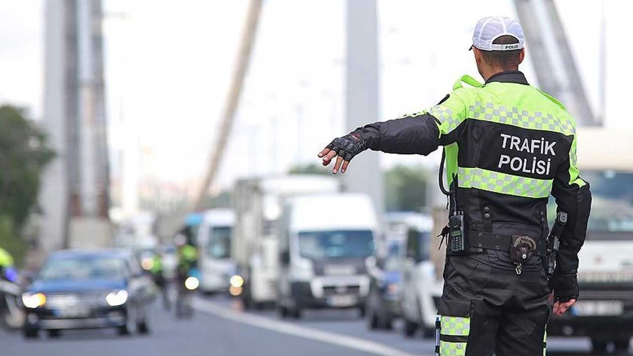 İstanbullular Dikkat! Yarın Bazı Yollar Trafiğe Kapılacak thumbnail