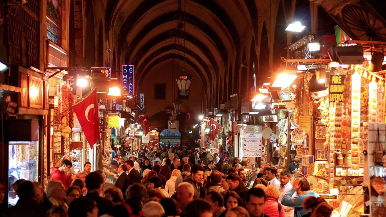 Kendisini MİT Yöneticisi Olarak Tanıttı! Çakarlı Araçlarla Kapalıçarşı'da 100 Milyon Liralık Vurgun thumbnail
