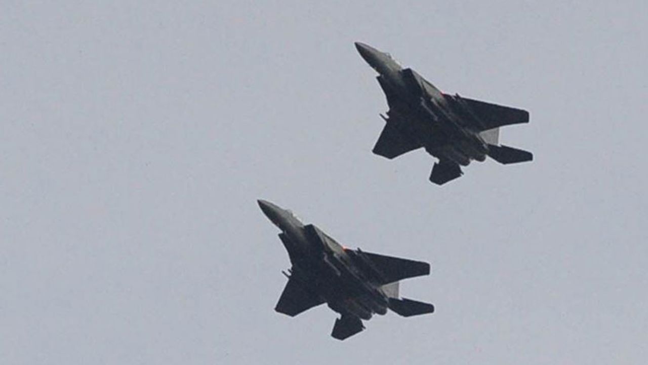 Pakistan Çin yapımı jetlerle Hindistan'ın jetlerini vurdu, ABD yakın takibe geçti