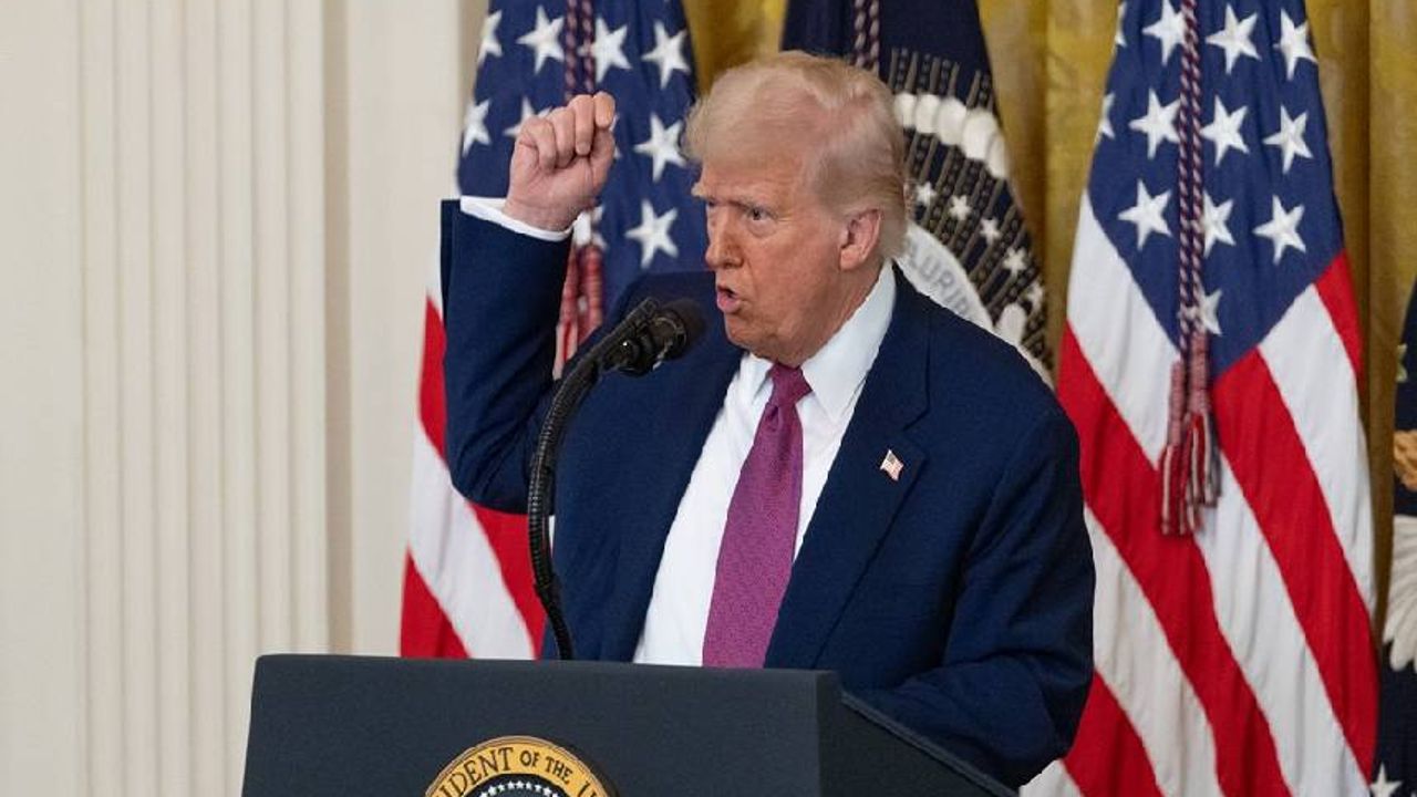 Trump’tan İran'a Tehdit: Sabrımız Tükeniyor, Koşulsuz Teslim Olun thumbnail