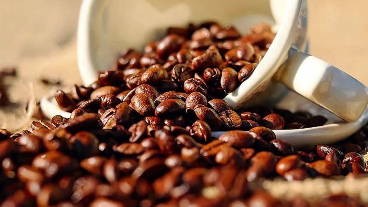 Kalbinizi koruyor mu, yoksa yoruyor mu? Bir fincan kahvenin etkisi şaşırttı!