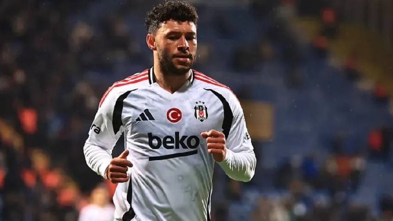 Beşiktaş Yıldız Futbolcusuyla Yollarını Ayırdı: Sözleşmesi Feshedildi thumbnail
