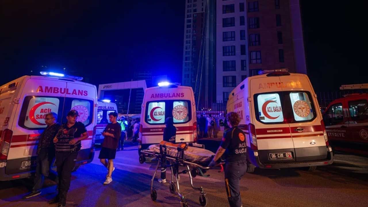 Ankara'da Yangın! 3 Kişi Hayatını Kaybetti thumbnail