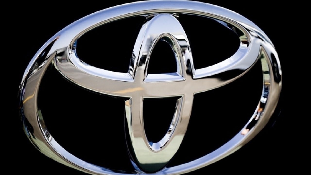 Toyota Coralla’da Dev Indirim thumbnail