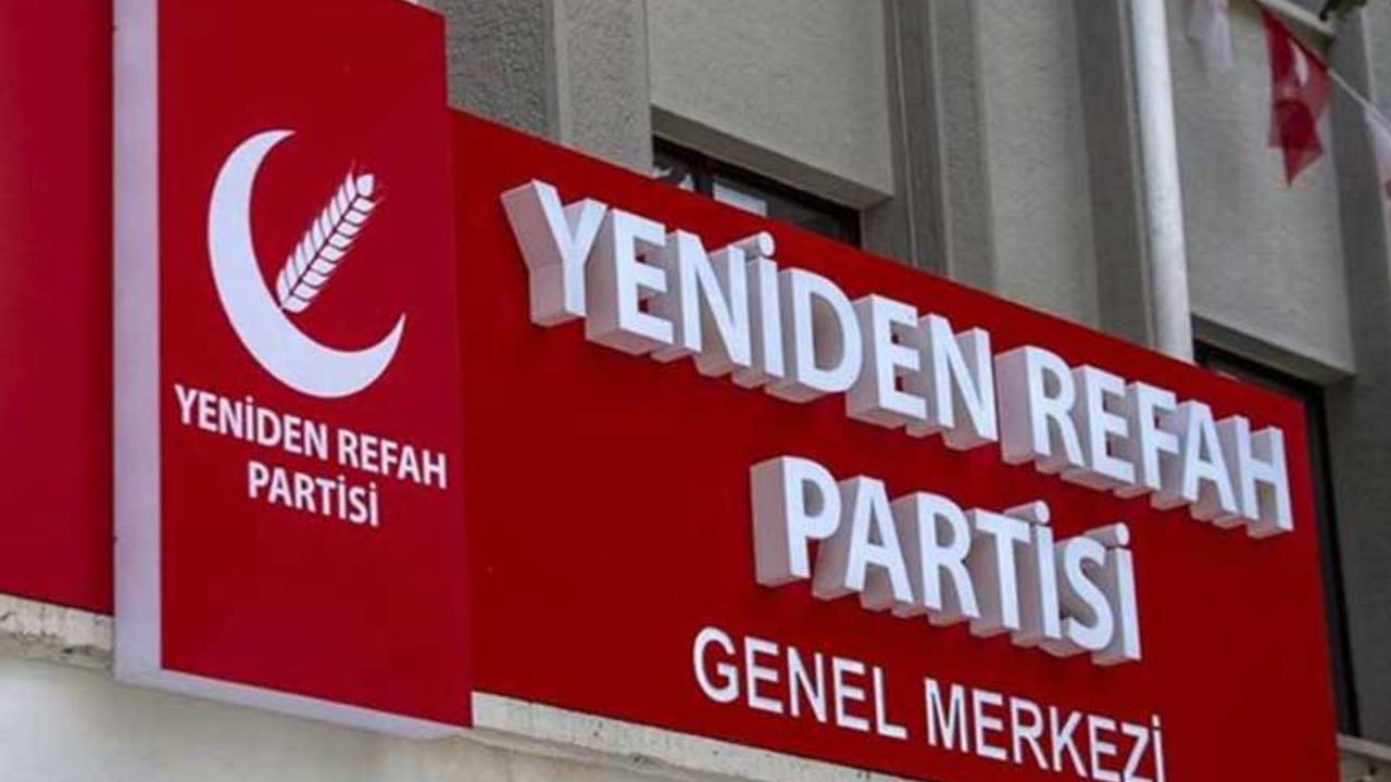 Yeniden Refah Partisi’nde Istifa
