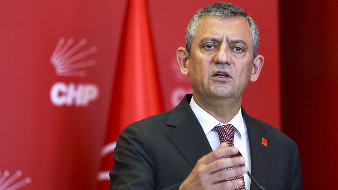 Özgür Özel: Meclis’teki Fotoğrafla CHP’yi Kimse Yalnızlaştıramaz