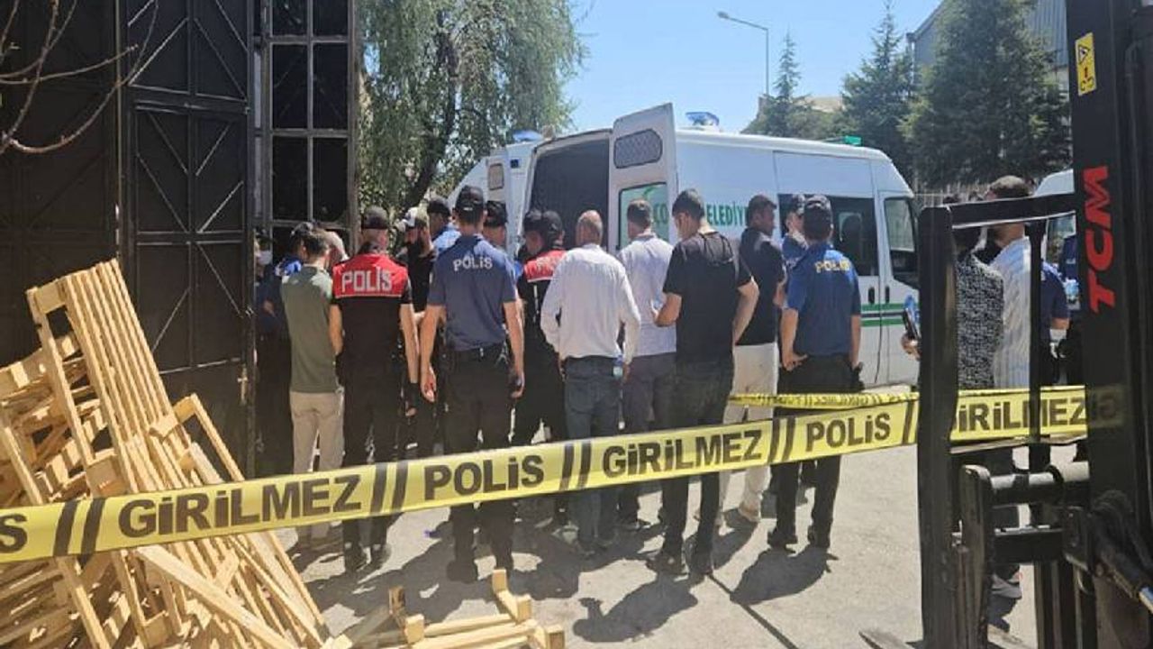 Çorum’da Korkunç Olay: Anne Ve Oğlu Atık Yağ Tankına Düşerek Can Verdi!