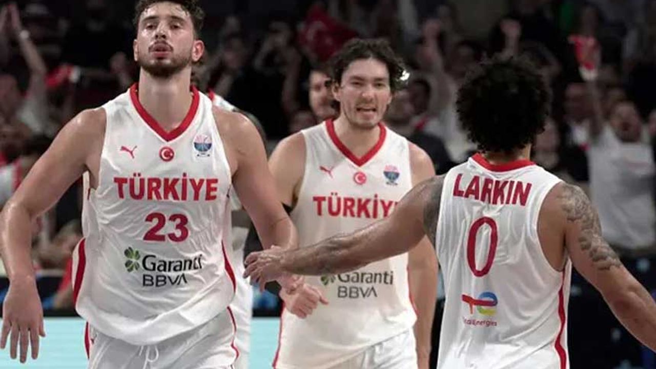 12 Dev Adam Parkeye çıkıyor! Türkiye-Yunanistan Maçı Saat Kaçta Hangi Kanalda