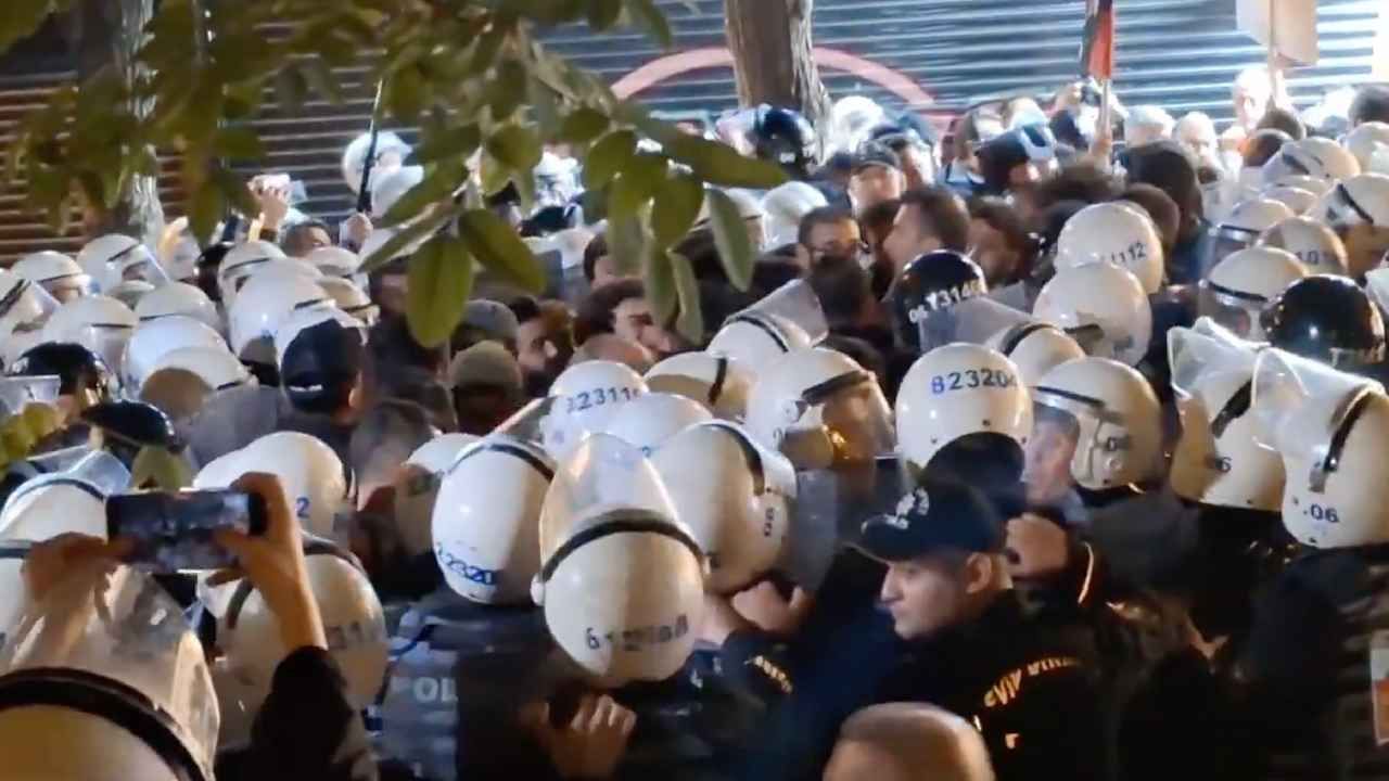 Ankara'da İsrail protestosunda gözaltı!