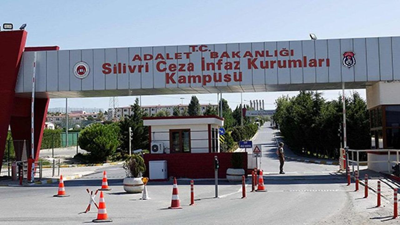 Silivri'deki tutuklu ve hükümlülerin montları toplatıldı