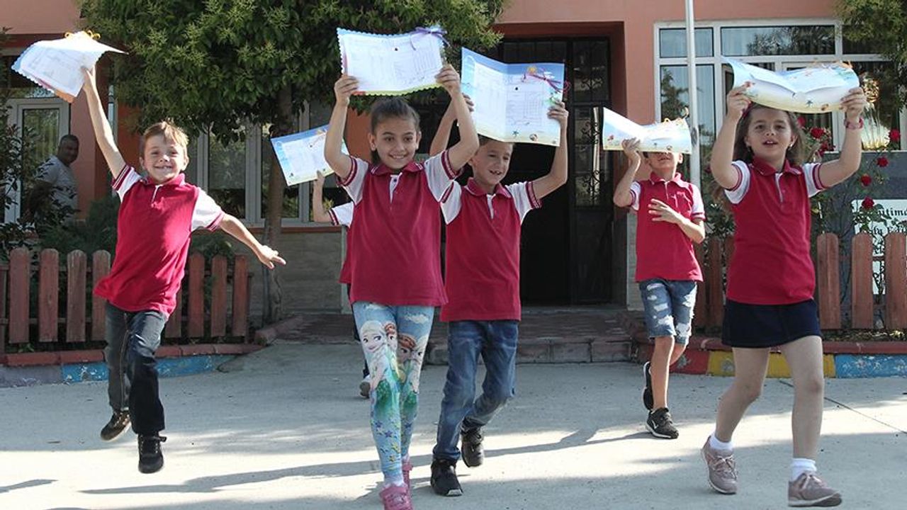 15 tatil ne zaman? Yarı yıl tatili için geri sayım başladı