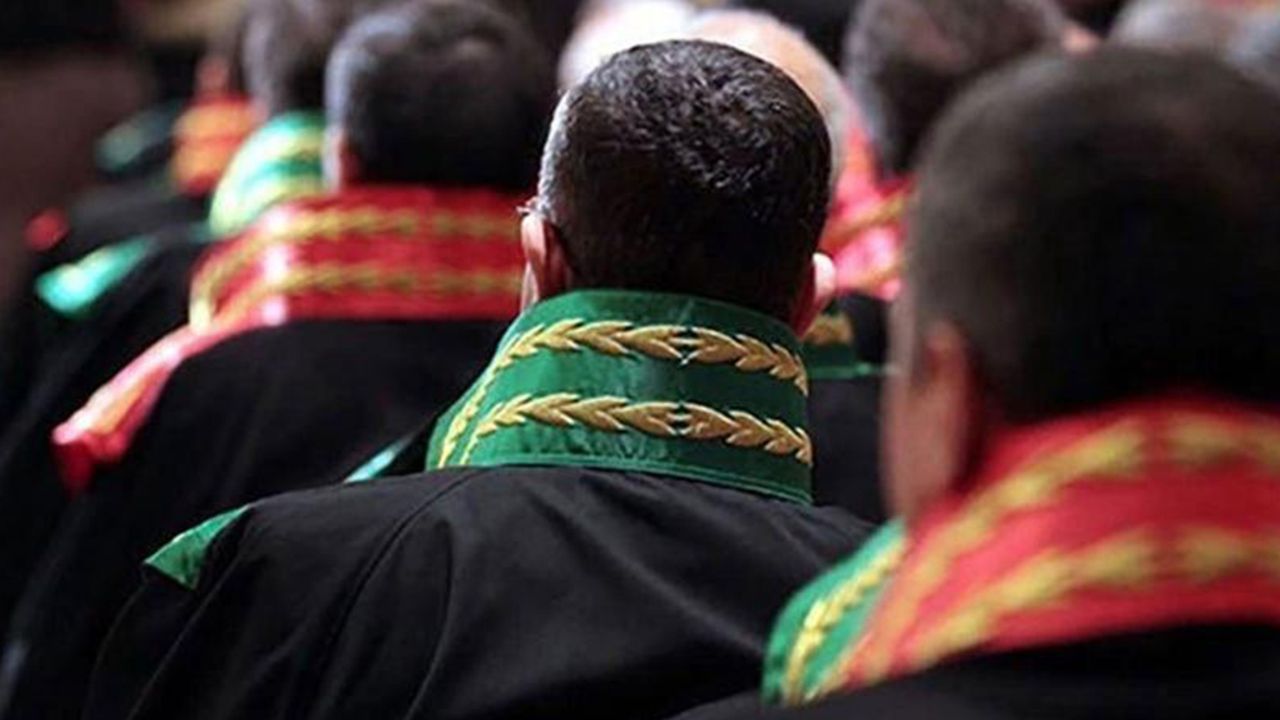 İşte FETÖ'den ihraç edilen hakim ve savcıların isimleri