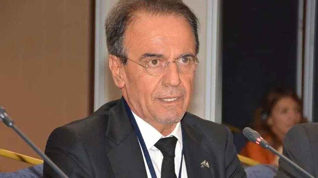 Prof. Dr. Mehmet Ceyhan ateş püskürdü