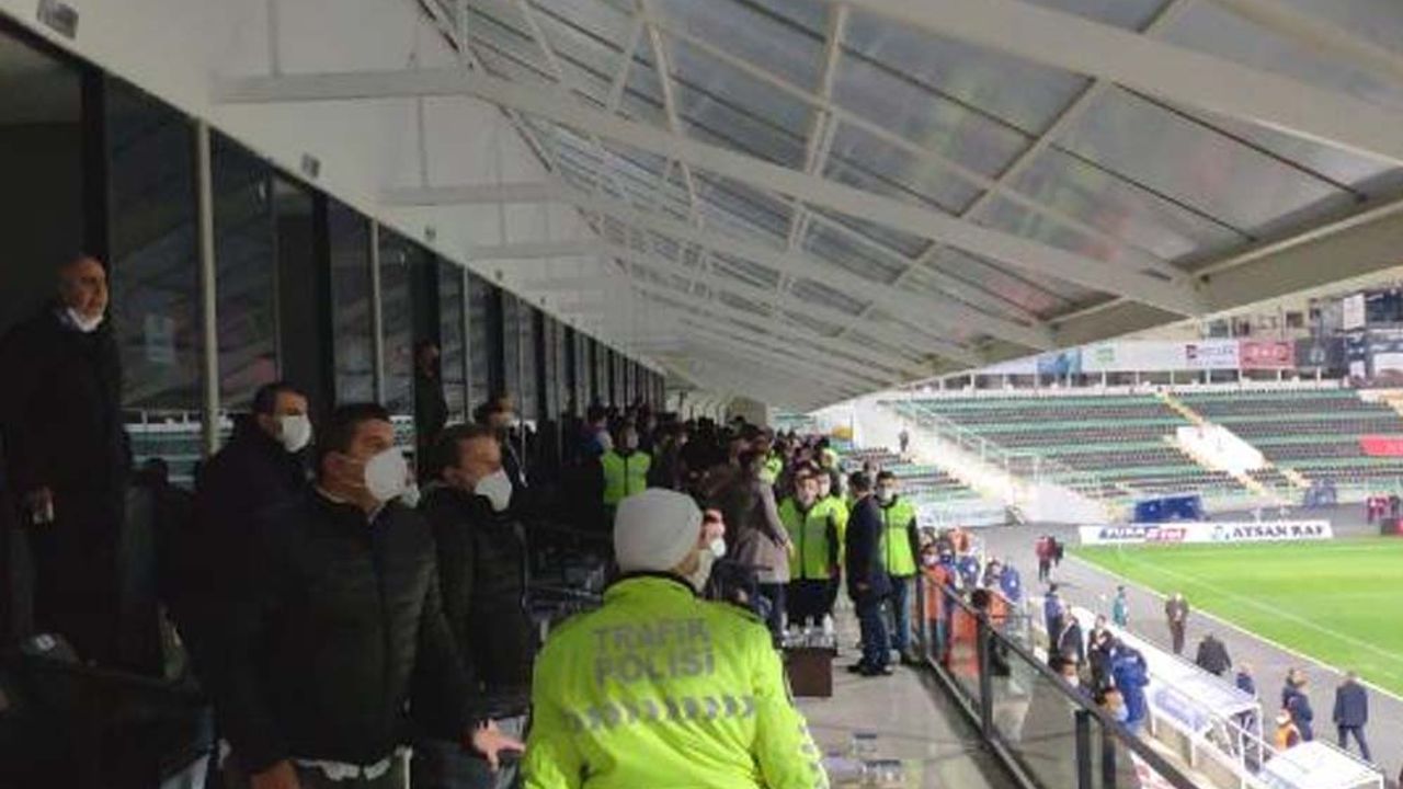 Denizlispor - Fenerbahçe maçında gerginlik