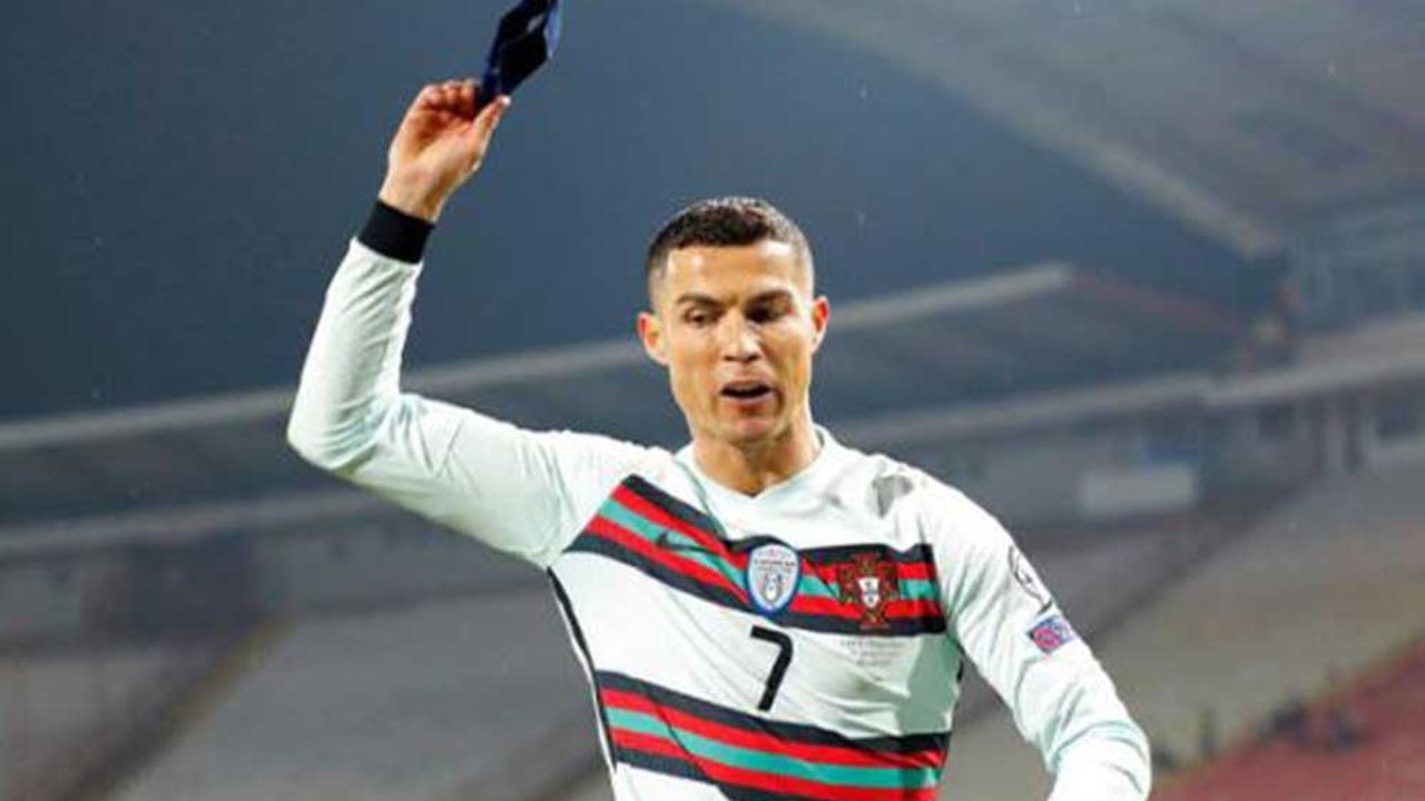 Ronaldo'nun pazubandı 2,5 milyona satıldı