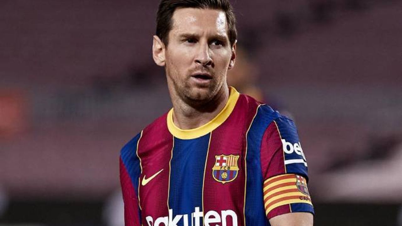 Messi'nin 3 yaşında imza attığı Barcelona ile sözleşmesi sona erdi