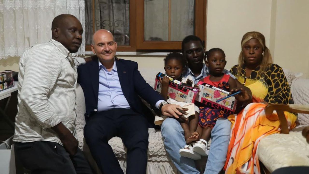 Soylu'dan metroda sözlü saldırıya uğrayan Senegalliye ziyaret: Onların öfkesi size değil bize