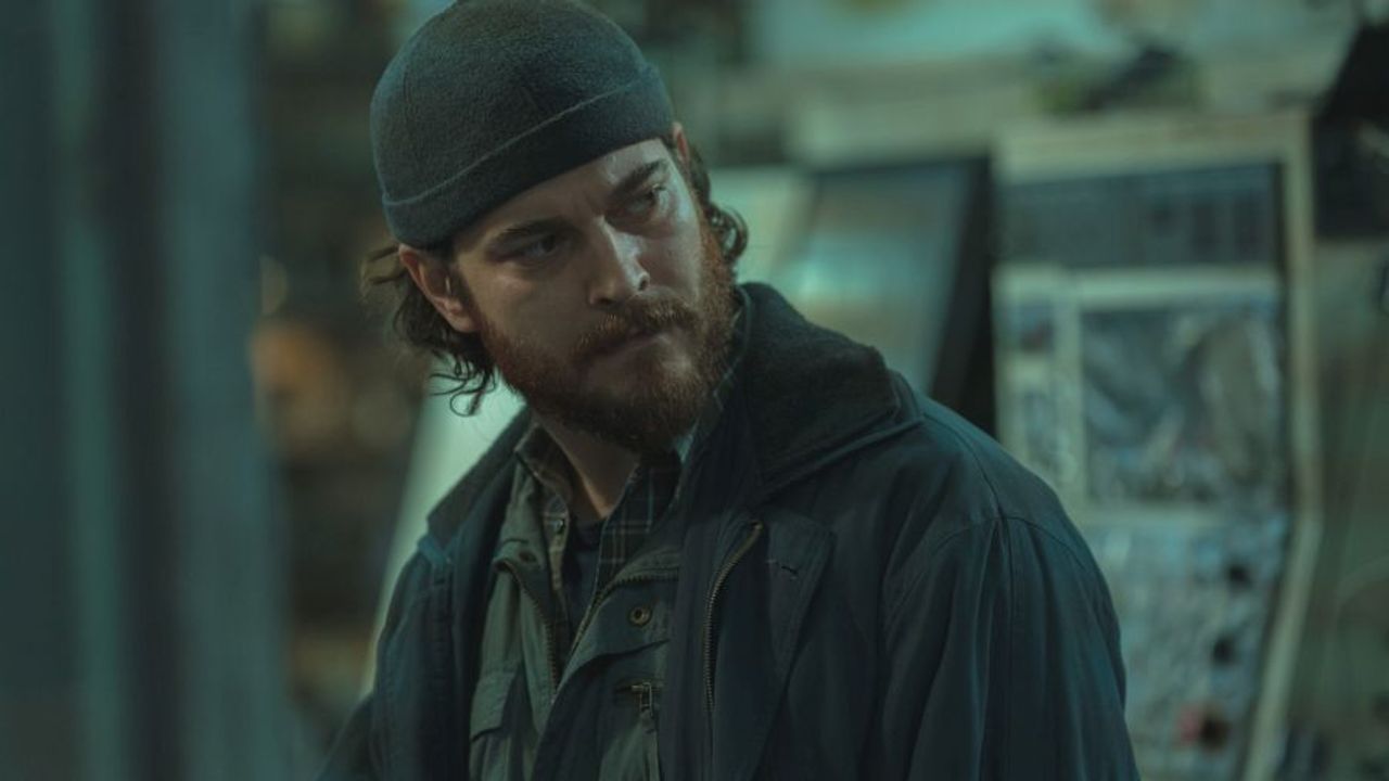 NETFLIX, GİZEM DOLU YENİ DİZİSİ İÇİN VİDEO PAYLAŞTI