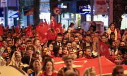 Buca’da Cumhuriyet coşkusu meydanlara sığmadı