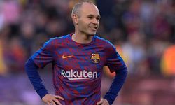 Futbol dünyasından bir yıldız daha kaydı! Iniesta 40 yaşında kramponlarını astı