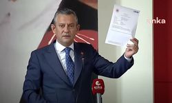 Ahmet Özer'in temiz kağıdını gösteren Özgür Özel soruşturmadaki büyük çelişkiyi açıkladı