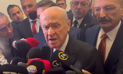 Gerçek gazeteci sorusu Bahçeli'yi rahatsız etti: Mesleği bırak