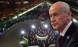 Artık Atatürk Meydanı oldu! Salihli'de Bahçeli'nin ismi kaldırıldı! MHP'liler tehdit savurdu