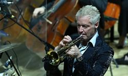 Grammy ödüllü trompetçi Chris Botti Ankara'da konser verdi