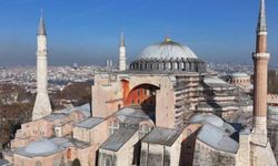 Bakan Ersoy: 'Ayasofya'da yürüttüğümüz bütün çalışmalar, planlanan takvim doğrultusunda