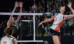 Voleybolda ilk yarı bitti! Avrupa'da sultanların elini kimse bükemedi