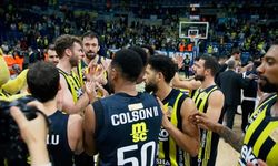 Fenerbahçe Beko - Paris Basketball mücadelesinde salgın krizi! Maç ertelendi