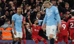 Premier Lig'de nefes kesen mücadele! Liverpool, City'yi eli boş gönderdi