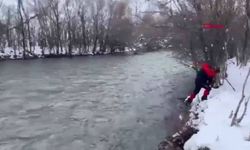 Kayıp öğretmen için Karasu Nehri'nde çalışma başlatıldı!