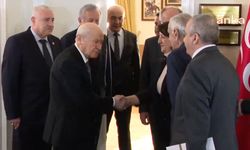 Gözler Ankara'da! Bahçeli, Öcalan heyetini kapıda karşıladı