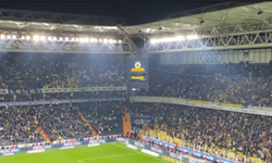 Fenerbahçe tribünlerinde 'yönetim istifa' sloganları!