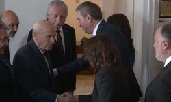 TBMM'de MHP-DEM görüşmesi! Bahçeli heyeti kapıda karşıladı