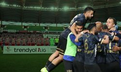 Adım adım Süper Lig'e! Bandırma final kapısını araladı