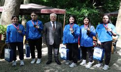 Başkan Bozbey, Bursa’nın gururu sporcularla buluştu