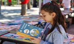 1. Buca Kitap Günleri vatandaşlardan büyük ilgi görüyor
