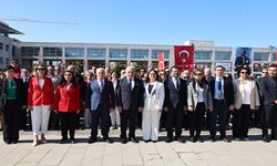 Nilüfer’de 19 Mayıs kutlamaları çelenk sunma töreni ile başladı