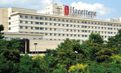 Hacettepe Üniversitesi boykota destek veren akademisyenin görevine son verdi