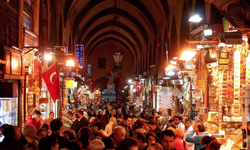 Kendisini MİT yöneticisi olarak tanıttı! Çakarlı araçlarla Kapalıçarşı'da 100 milyon liralık vurgun